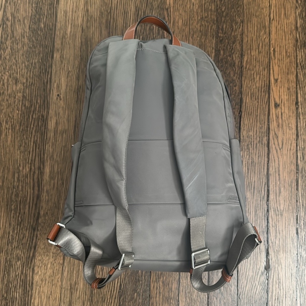 TUMI Gray Nylon Backpack with brown leather detail - Picture 4 of 11
